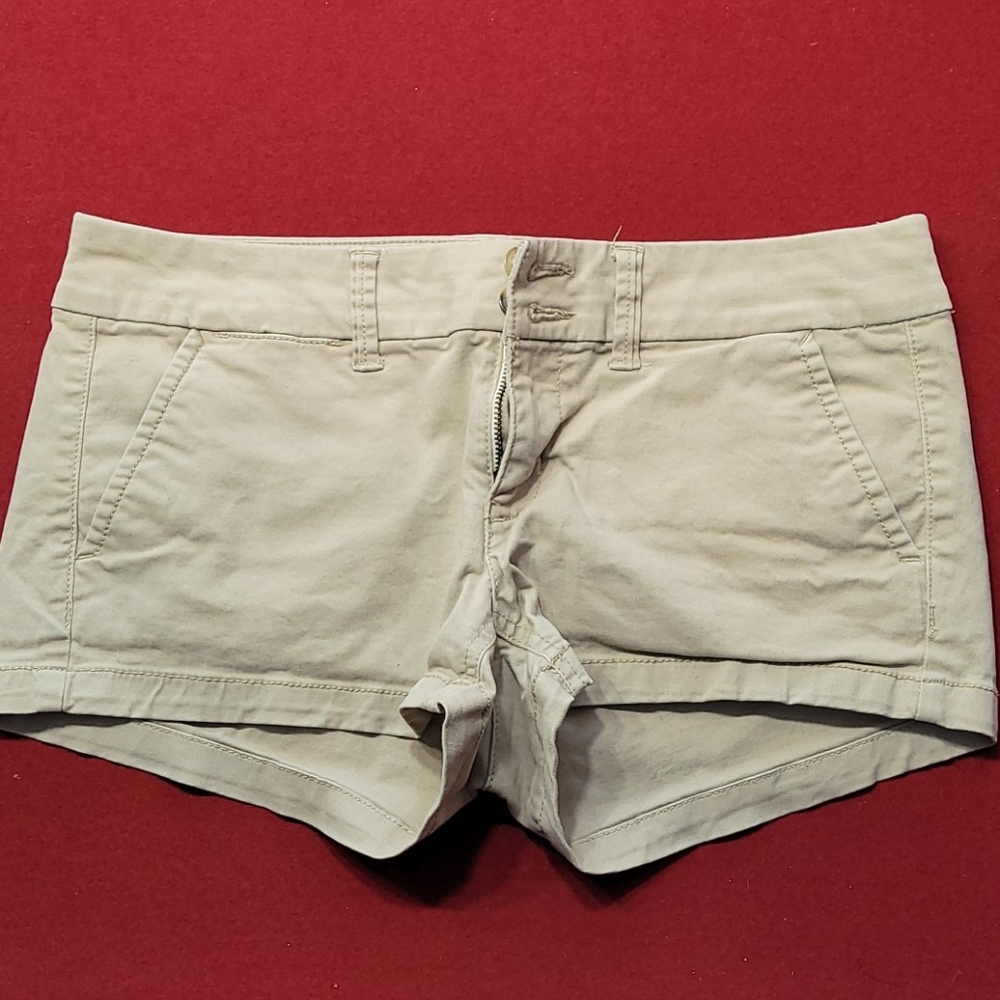 American Eagle Shortie shorts